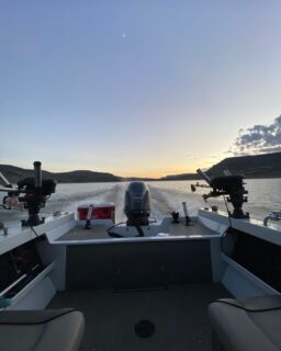 It’s a good day when you watch the sun rise and sun set on the boat!! #sportfishcolorado #bluemesafishing #colorado #guidelife #longdays #overtime